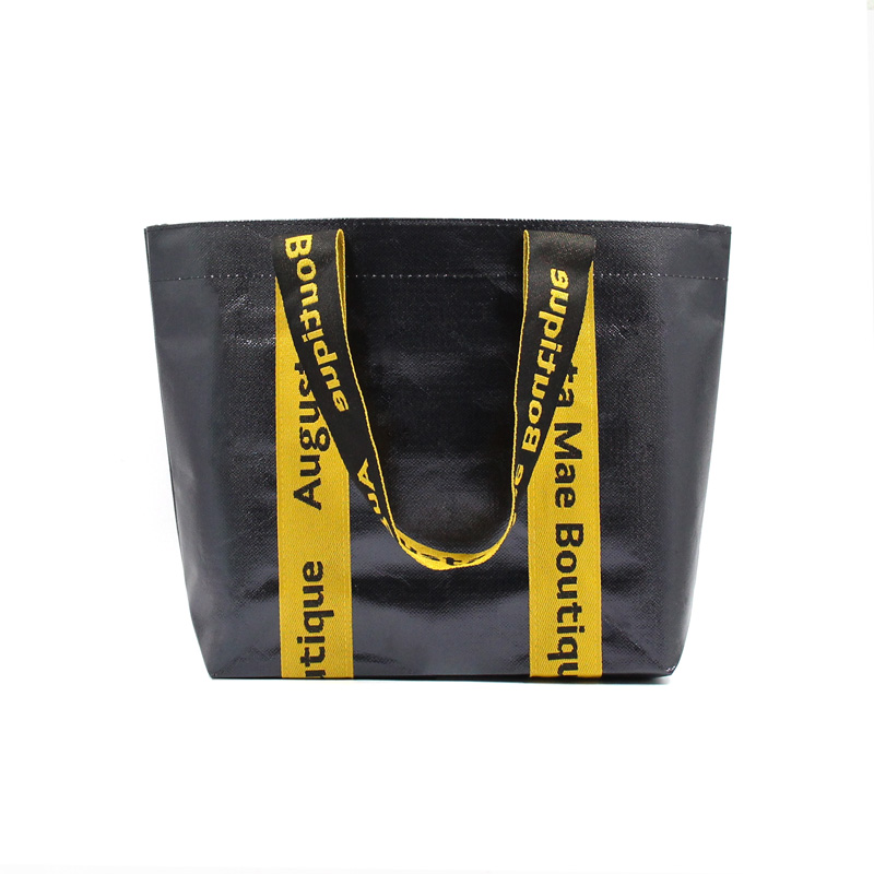 Aplicación de bolsas tejidas.